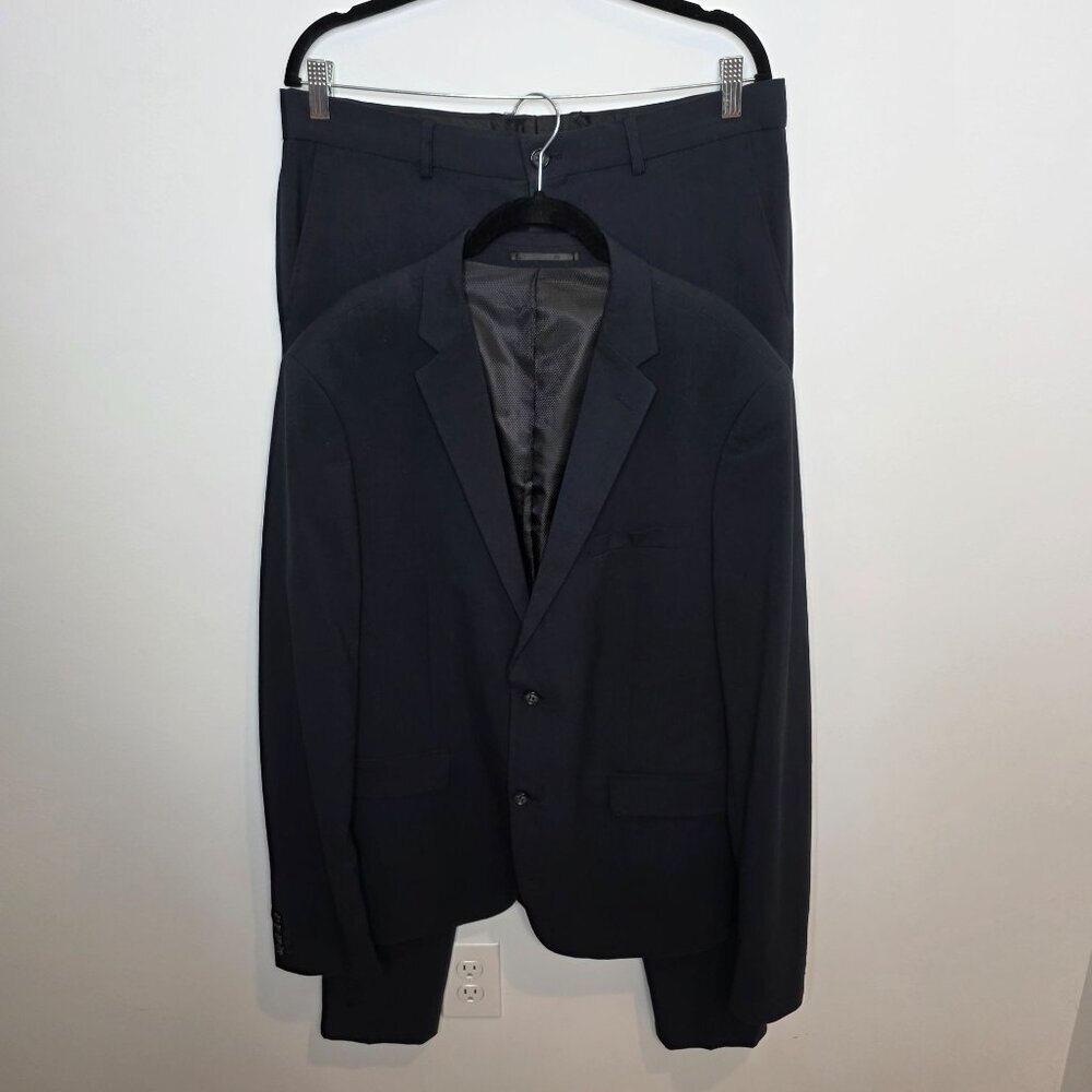 Lindbergh White 2PC Suit Mens‎ 46R/42